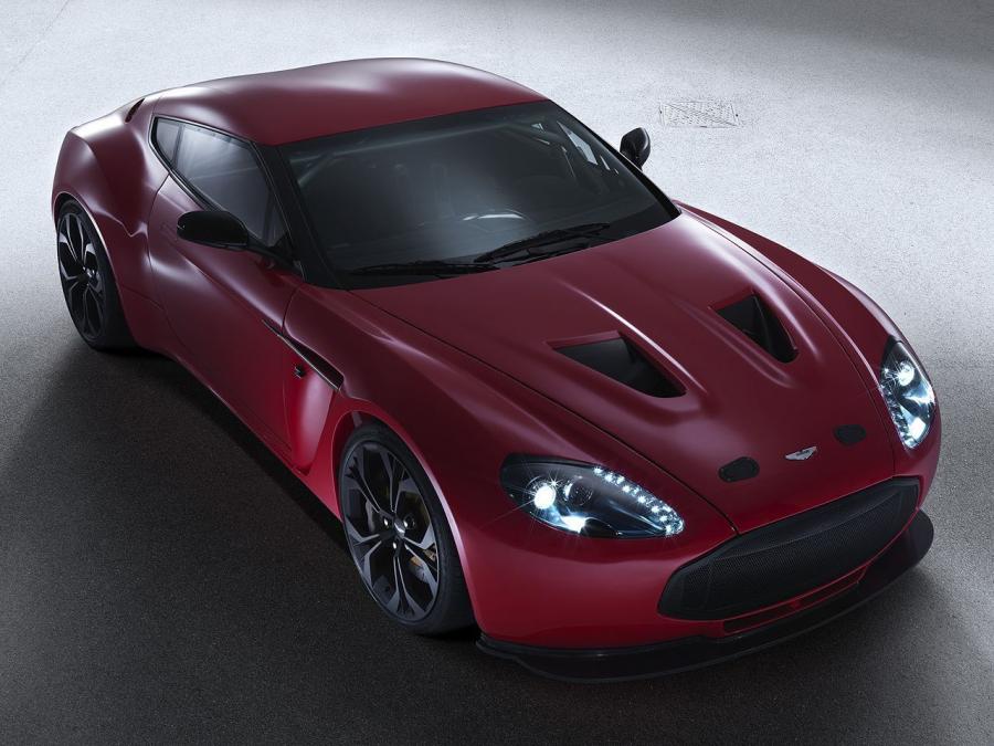  Aston Martin V12 Zagato Concept 2011 года  (фото 3 из 14)